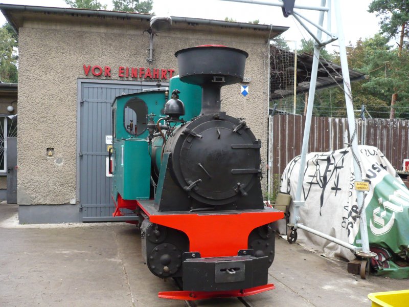 Dampflok LOWA, 1950 in Babelsberg als Lok fr den Abtransport von Trmmern im zerstrten Berlin gebaut, bei der Berliner Parkeisenbahn, im Betriebswerk am 8.9.2007