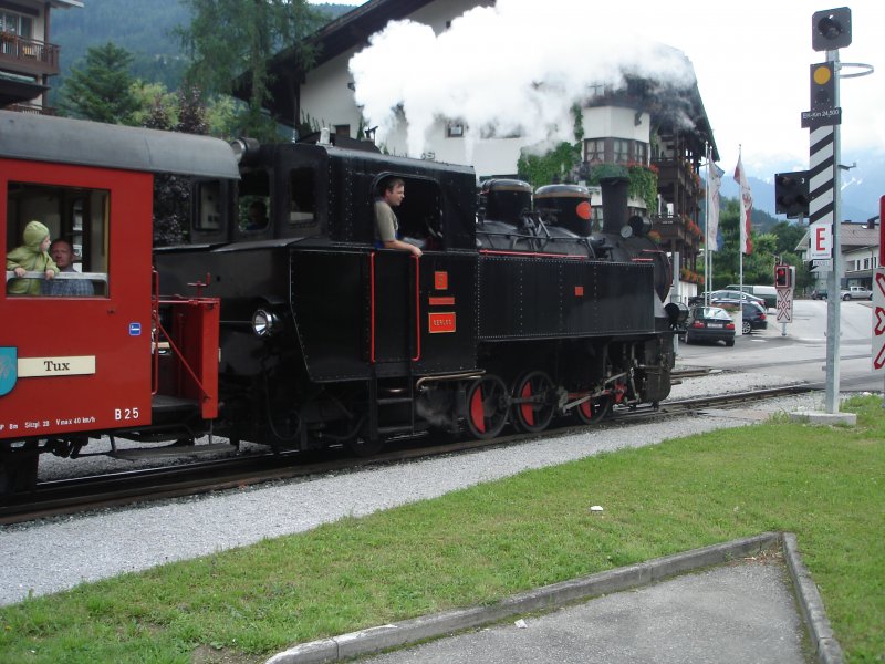 Dampflokomotive Nr. 5 im Bahnhof Zell am Ziller; 7.7.09
