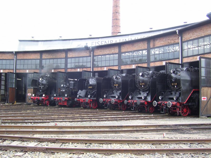 Dampflokparade am 03.10.08 im BW Dresden Altstadt.