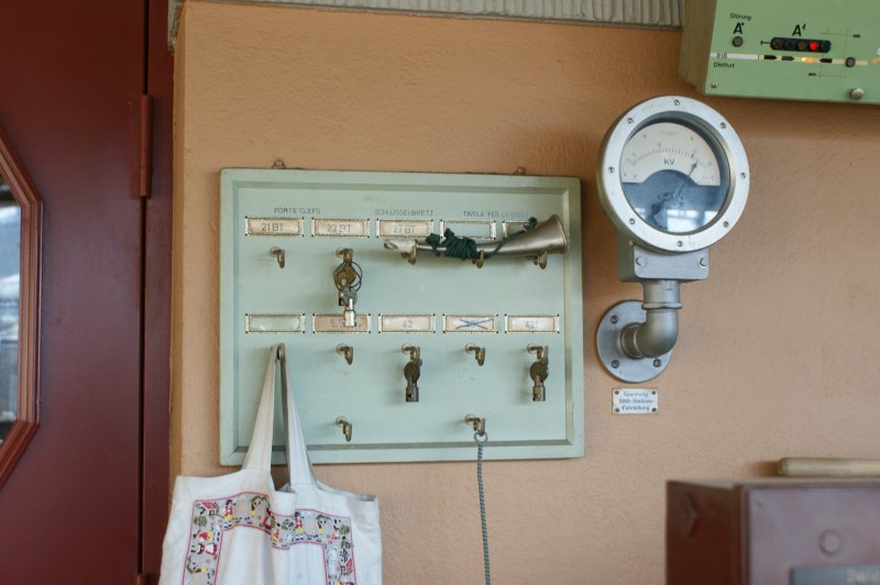 Das alte Stellewerk im Bahnhof Liechtensteig seit 2009 ausser Betrieb, wird jedoch an Ort und Stelle Museal erhalten bleiben.
Aufgenommen am 02.02.2009.