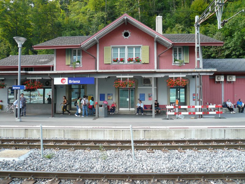 Das Bahnhofsgebude von Brienz am 6.8.2007