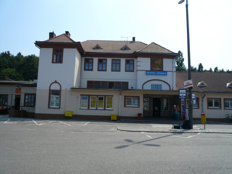 Das Bahnhofsgebude von Miezdroje am 20.7.2007