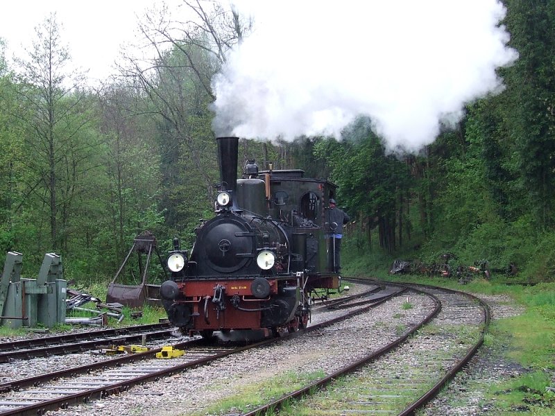 Das Chanderli fhrt an den ersten Zug der Saison 2008. 1.5.08, Kandern