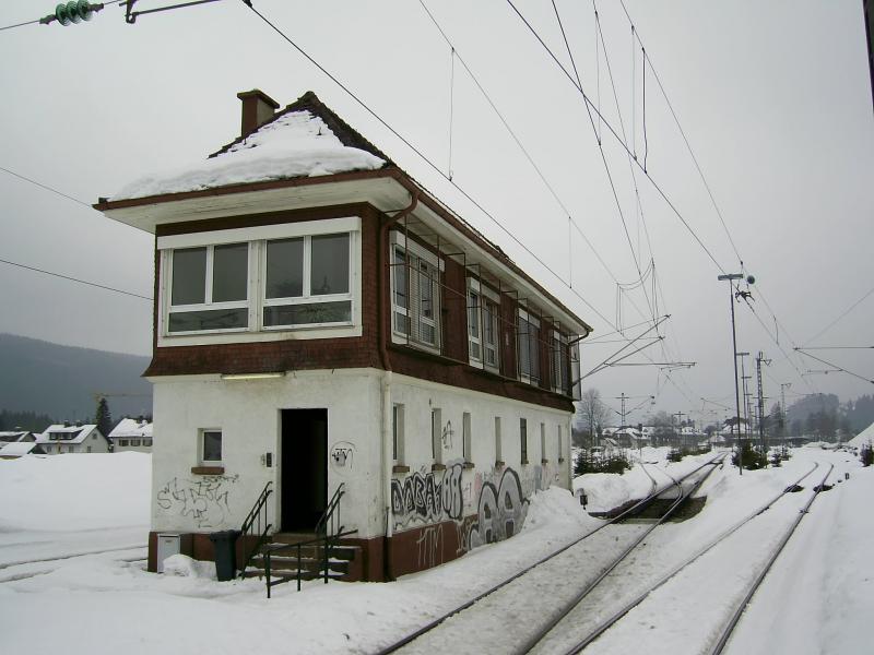 Das ehem. Stw.2 im Bahnhof Titisee, heute Sitz des (Zentral)Fahrdienstleiters (MCL84 STW)