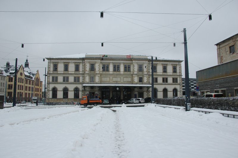 Das Empfangsgebude aus dem Jahre 1869. Bereits am 01.09.1852 fuhr hier der erste Zug. 18.02.09