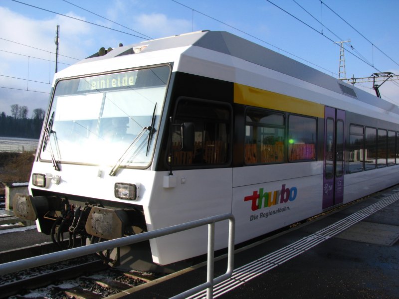 ...das konnte ich aber eine knappe Stunde spter in Lengwil nachholen. Fr mich ist der Ebay-Thurbo doch noch etwas gewhnungsbedrftig.
Beide Bilder sind am 1. Januar 2009 entstanden.