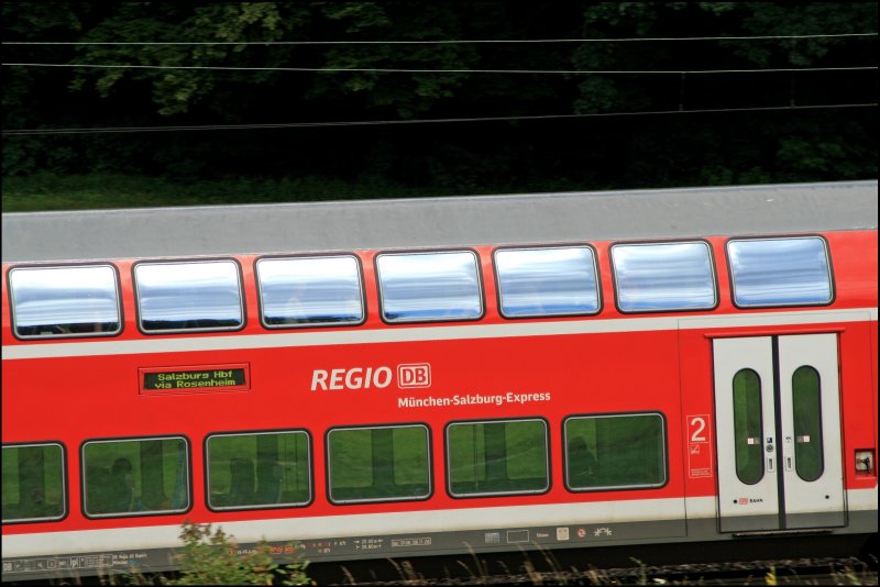 Das Logo des REGIO DB  Mnchen-Salzburg-Express . (06.07.2008)
