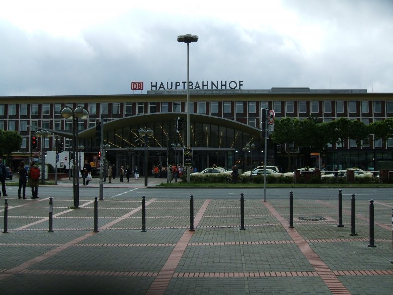 Das neue Haupteingangs-Portal des Bochumer Hauptbahnhofes