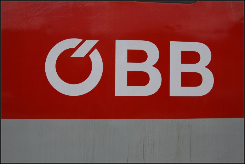 Das neue Logo der BB. Hier die  BB-Wortmarke  auf der Bludenzer 1044 110. (30.06.07)