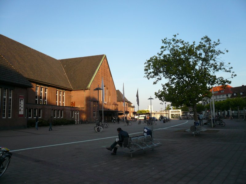 Das Oldenburger Bahnhofsgebude am 21.9.2008