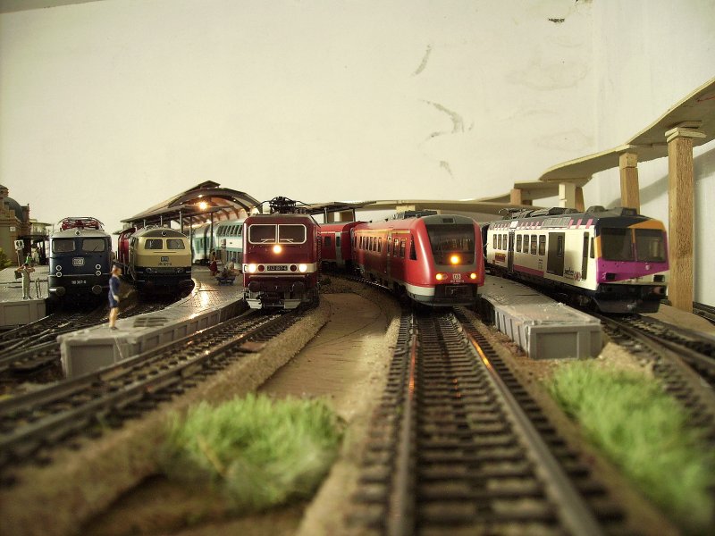 Das Rckrad in meinem Nahverkehr bilden Br 110, Br 215, Br 143, Br 612 und RBDe 566  Seehas . 