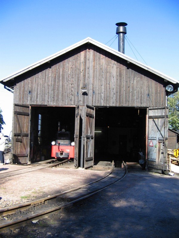 Das Sch�nheider Heizhaus mit der V10C  199 051 , 08.10.06