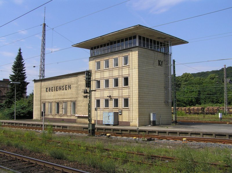 Das Stellwerk in Kreiensen am sonnigen Sontag, 15.07.2007