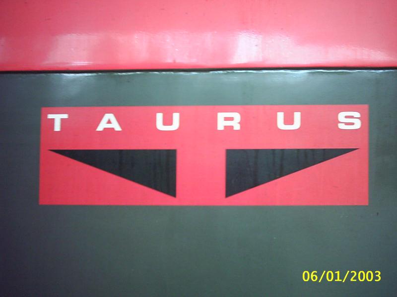 Das Taurus Slogan auf der 1116 049 am 6.9.03 in Bregenz
