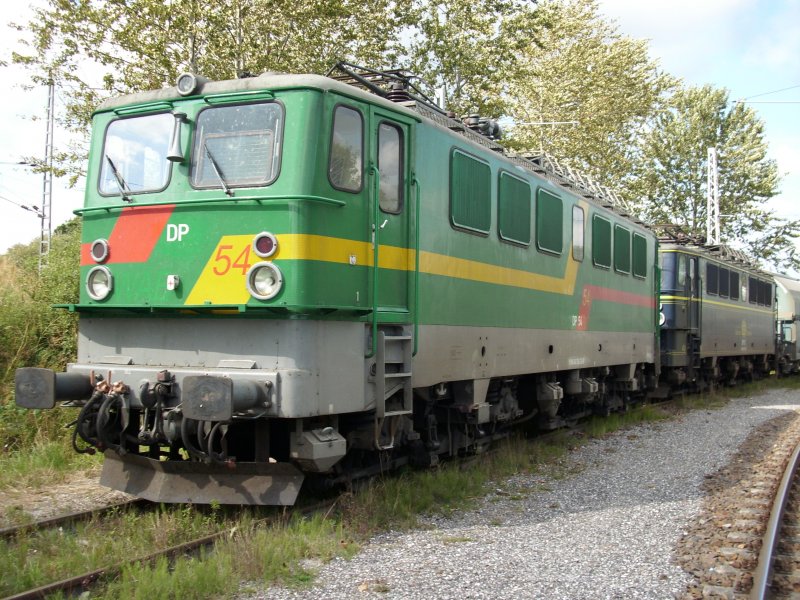 Das WAB-Lokprchen 54 und 51 am 04.September 2009 im bergabebahnof Klementelvitz