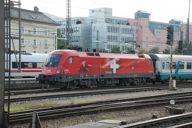 Das war die Letzte! Die 1116 075-1 (Schweiz-Lok), die ich am 27.06.2009 im Mnchner Hauptbahnhof abgelichtet habe. Nun ist meine EM-Lok-Sammlung komplett.