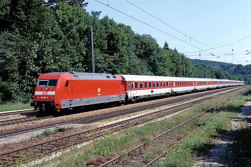 DB 101 106-3 mit EC 24  Franz Liszt  (Budapest - Kln), Tullnerbach-Pressbaum, 13.08.2000 [Westbahn zwischen Wien und St. Plten]
