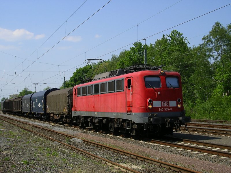 DB 140 535-6 in Hamm-Pelkum mit kurzen GZ nach Hamm (09.05.2008)