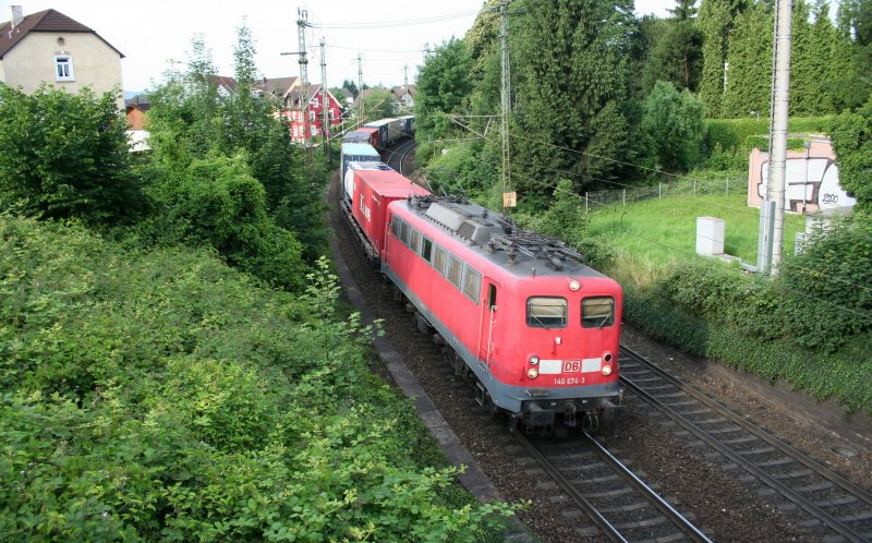 DB 140 674-5 am 19.6.2008 in Offenburg.