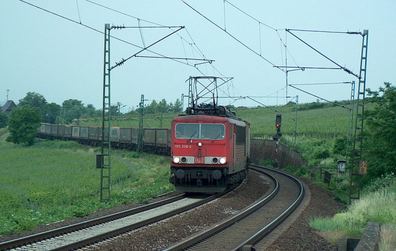 DB 155 208-2 mit einem Ambogio KLV Richtung Wiesbaden, bei Hattenheim; 27.05.2008