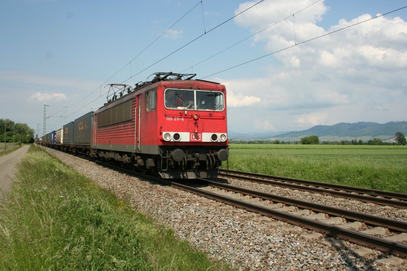DB 155 211-6 am 23.5.2008 bei Hofweier.
