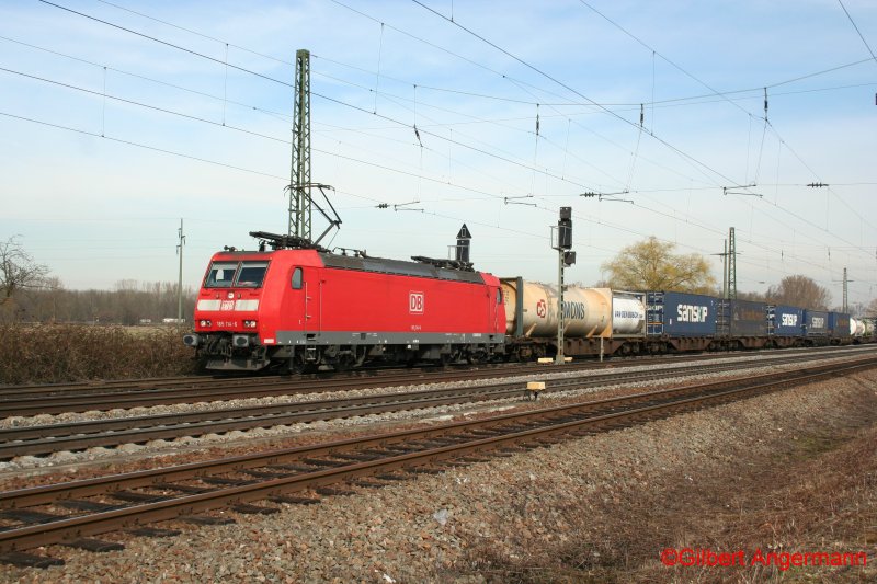 DB 185 114-6 am 7.3.2008 in Niederschopfheim.