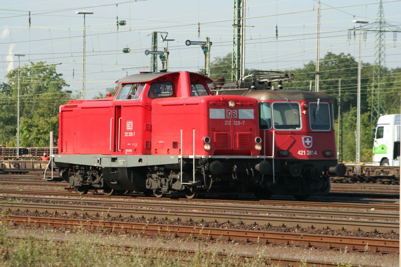 DB 212 329-7 am 27.8.2008 in Weil am Rhein.
