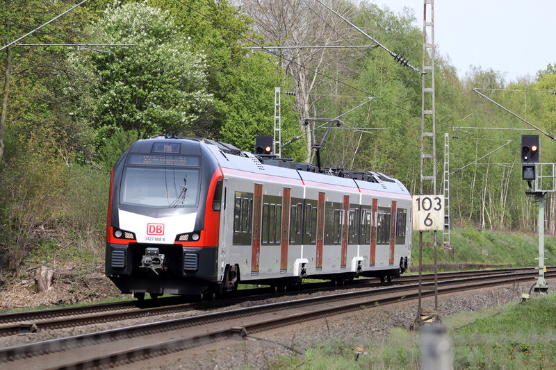 DB 3427 008 als S 2 nach Recklinghausen am BÜ 103,53km Westring in 