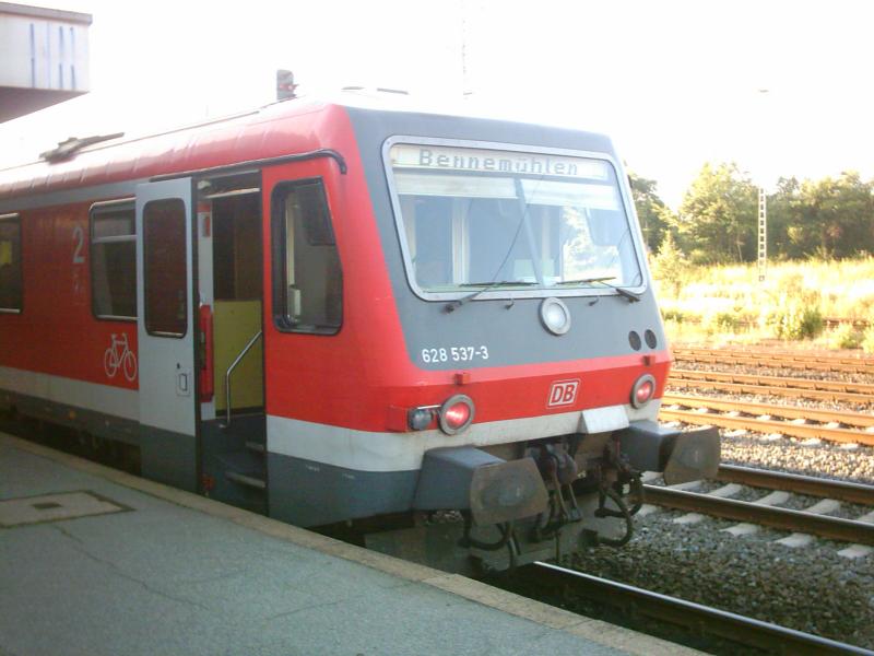 DB 628 537-3 am frhen Morgen des 15.07.2003 in Buchholz in der Nordheide