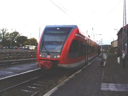 DB BR 646 im Bahnhof Belzig (10/2003).