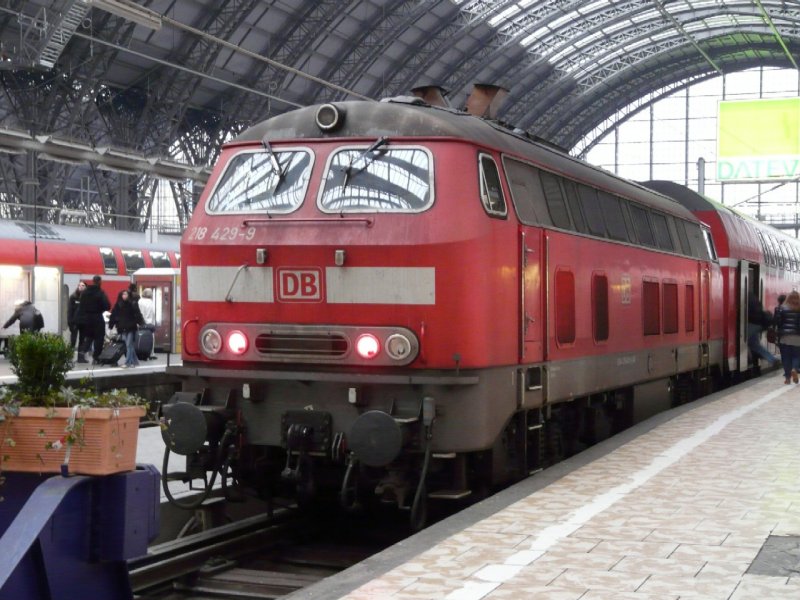 DB - Diesellok 218 429-9 im Hauptbahnhof von Frankfurt am Main am 11.12.2008
