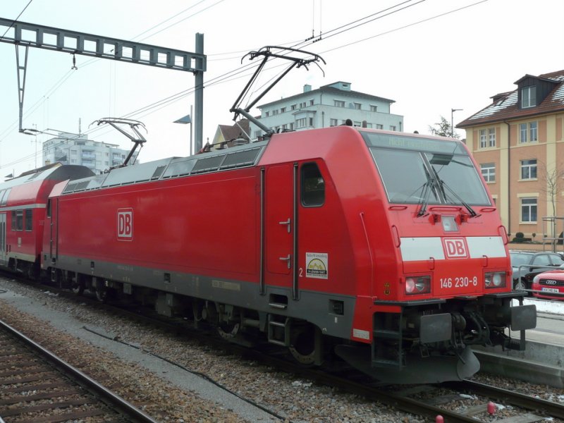 DB - E-Lok 146 230-8 unterwegs in der Schweiz im Bahnhof Kreuzlingen am 20.02.2009