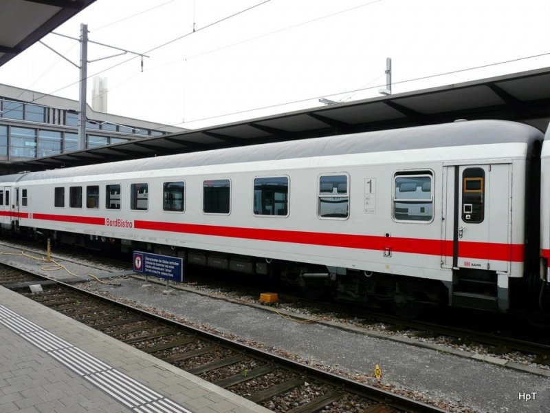 DB - IC Reisezugwagen 1 Kl mit Bistro Typ ARkimbz 61 80 85-94 073-1 im Bahnhof Basel SBB am 28.06.2009