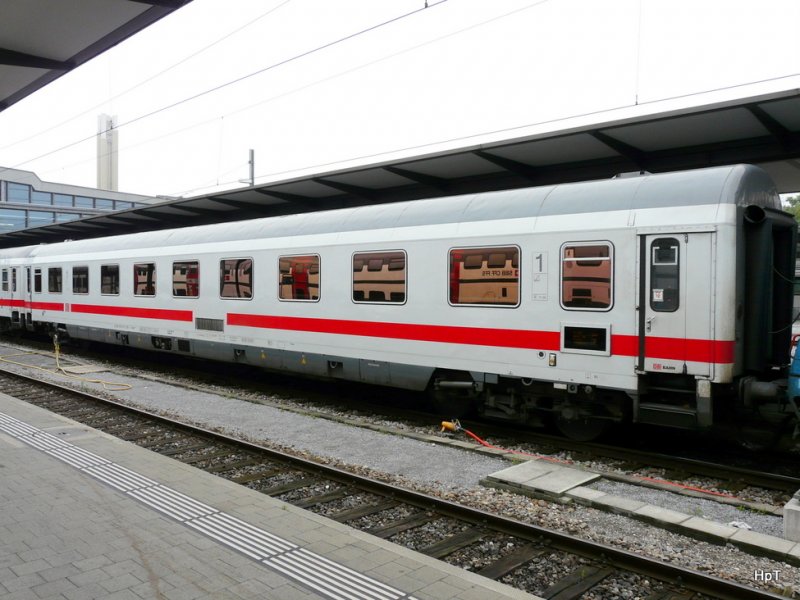 DB - IC Reisezugwagen 1 Kl  Typ Avmz 61 80 19-91 516-3 im Bahnhof Basel SBB am 28.06.2009