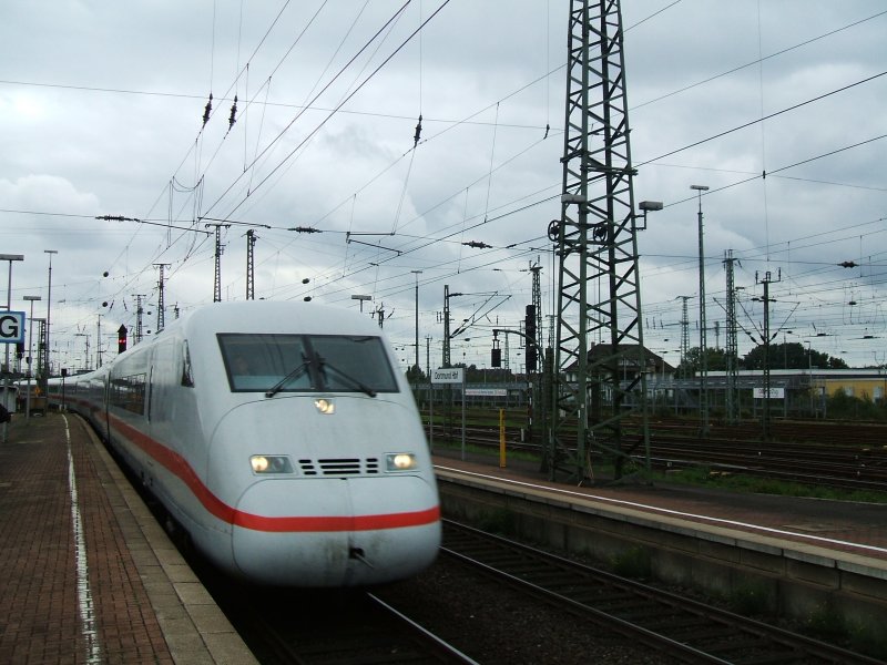 DB ICE 2  Riesa  von Kln/Bonn nach Berlin Ostbahnhof bei
der Einfahrt im Dortmunder Hbf.(07.09.2007) 