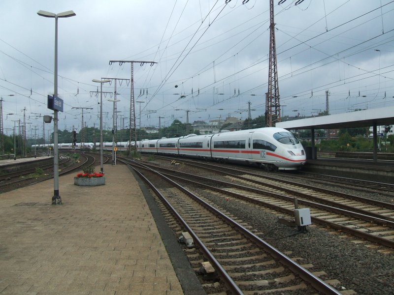 DB ICE 3 als ICE 614 fhrt aus dem Essener Hbf. nach Dortmund Hbf.(Nachschuss 08.08.2007)