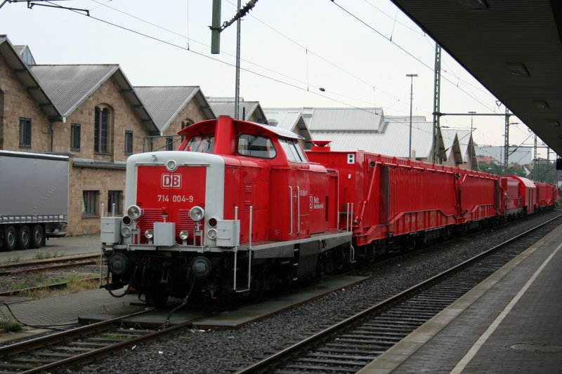 DB-Notfallzug mit 714 004-9 am 12.9.2008 in Fulda.
