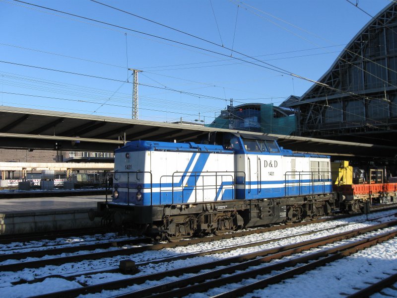 D&D 1401 durchfhrt den Bremer Hauptbahnhof. Foto: 25.11.2008 (Umbauarbeiten am Gleis 10)

