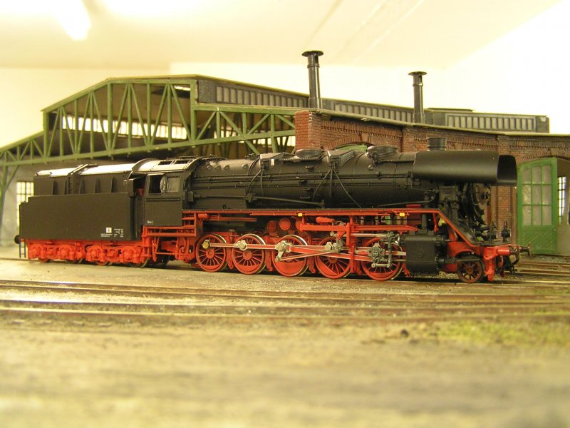 DDR BR44 l. Roco Lok, Piko Tender. Noch ohne Beschriftung und Bremshebel.