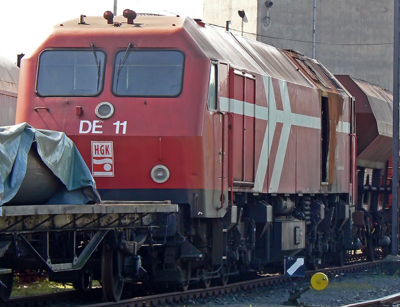 DE-11 abgestellt im BW Br�hl Vochem der HGK , aufgenommen von einem Schotterweg in der N�he des BW&acute;s .. !