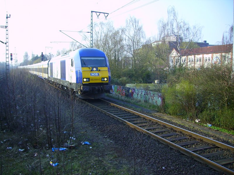 DE 2000-03 erreicht Elmshorn mit der NOB nach Westerland(Sylt). 31.03.07
