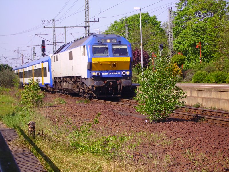 DE 2700-08 erreicht Elmshorn. 27.04.07