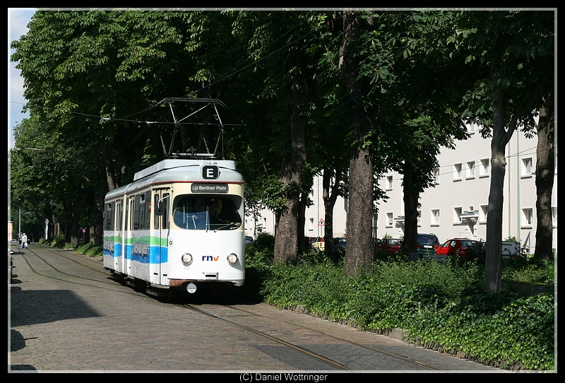Der 125 am 13. Juni 2009 bei der Einfahrt in die Schleife am Ebertpark.