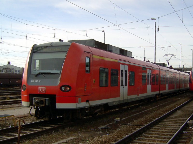 Der 425 046 am 05.02.2008 abgestellt in Rosenheim.