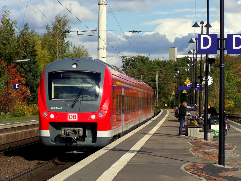 Der 440 304/804 auf einer Testfahrt in Uelzen am 13.10.09
