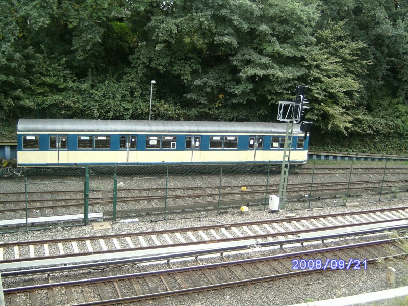 Der 471 401 im Werk Ohlsdorf abgestellt am 21 September 2008