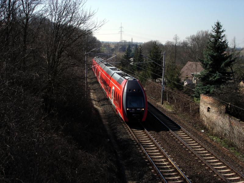 Der 618 im Frhjahr 2005 in Bad Sulza in Richtung Naumburg/Leipzig.