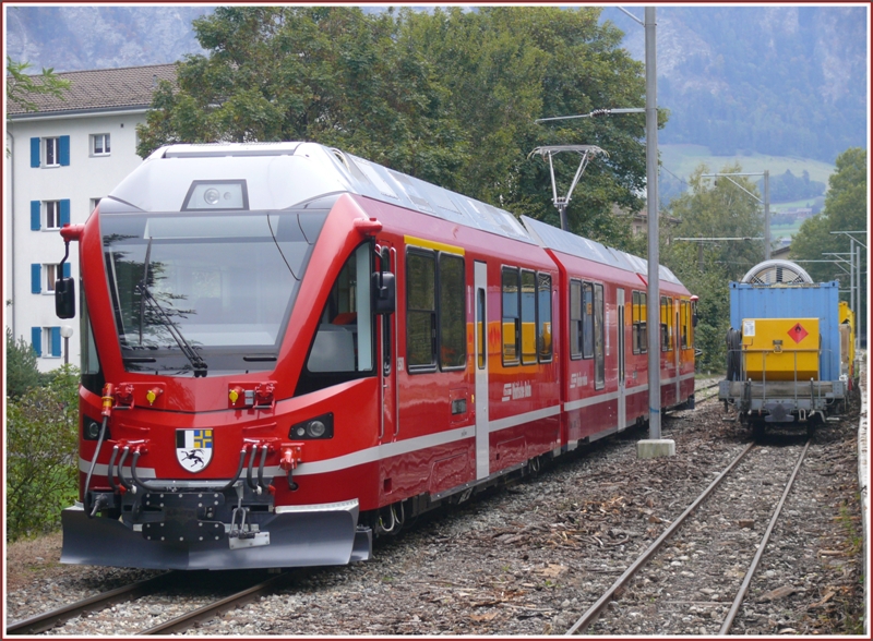 Der ABe 8/12 weist auf beiden Seiten kleine 1.Klasse Abteile auf. Mein erster Eindruck, er gefllt mir. (16.10.2009)