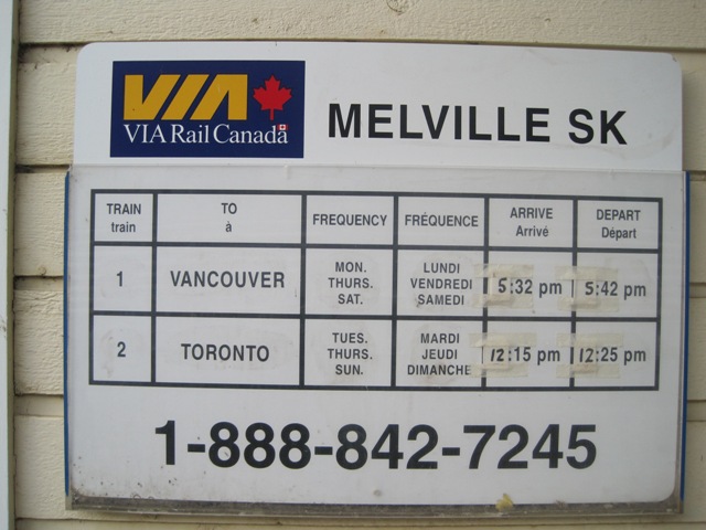 Der Abfahrts- und Ankunftsplan des Bahnhofs Melville (SK). Dreimal pro
Woche ein Zug von Toronto nach Vancouver und dreimal pro Woche in der
Gegenrichtung. Ich htte beinahe meinen Zug dort verpasst...