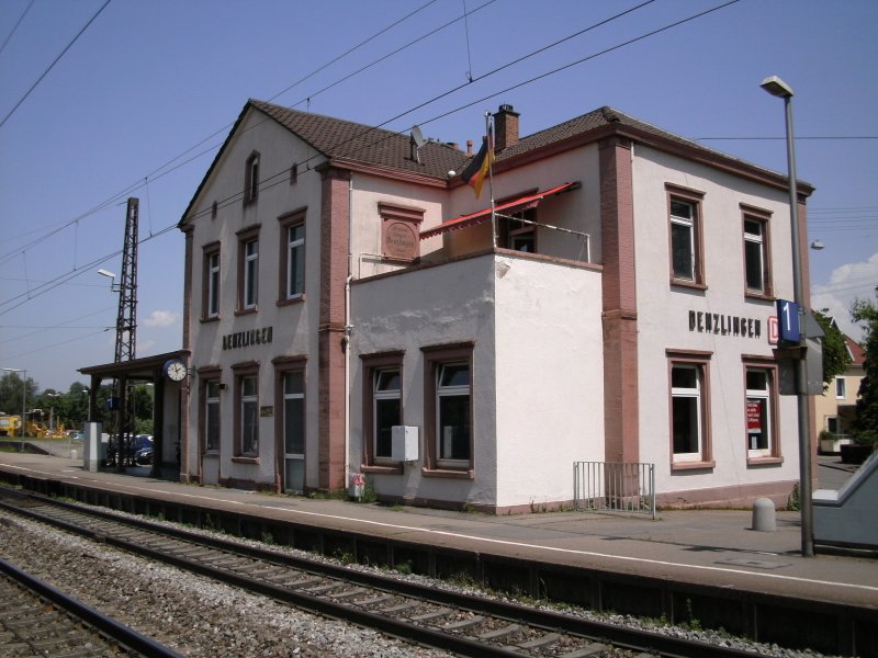 Der Bahnhof Denzlingen am 25.05.2009.